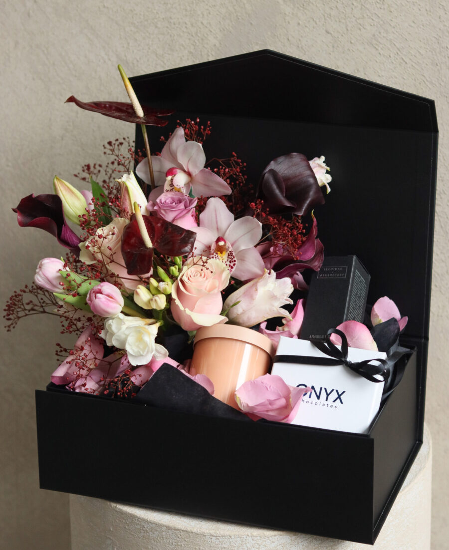 Lovebox with petals angle shot-1