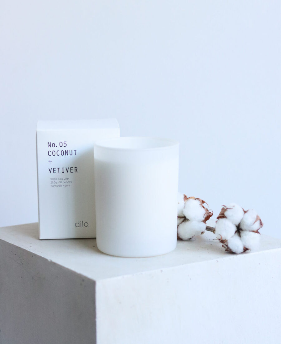 coconut and vetiver candle beauty