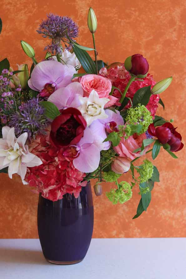 Hibiscus high large vase closeup-1