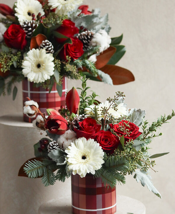 Plaid tidings group vase closeup-1